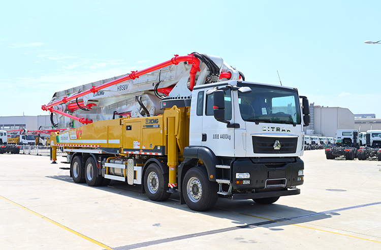 XCMG official new with sitrak chassis China 58m concrete pump truck HB58V price